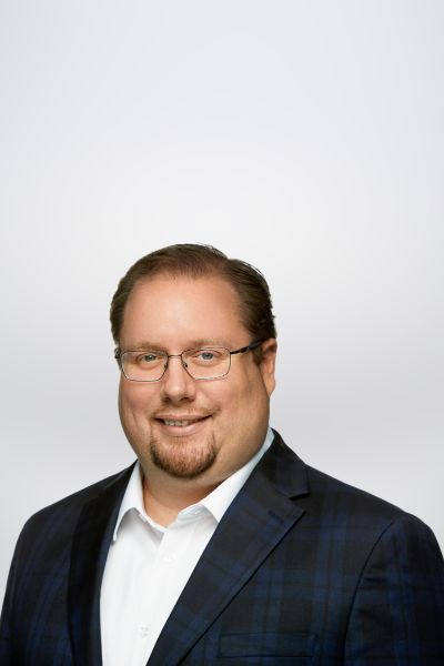 Adam Alexander - Financial Advisor LCI